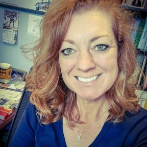 Meet your Posher, Leslie